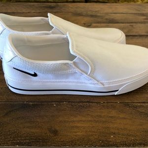 Nike Court Legacy Women's Slip-On Sneakers